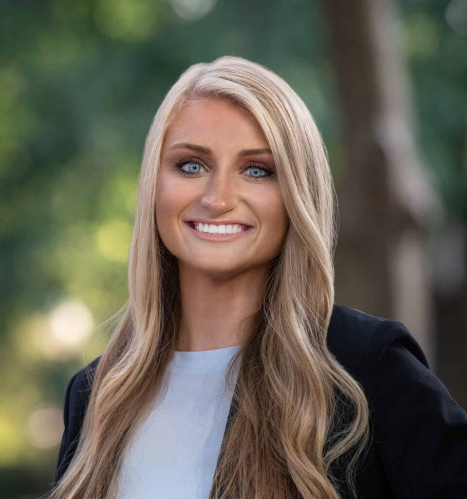 Brook Tills Headshot